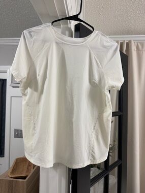 lululemon athletica White/Cream Short Sleeve Performance Tee